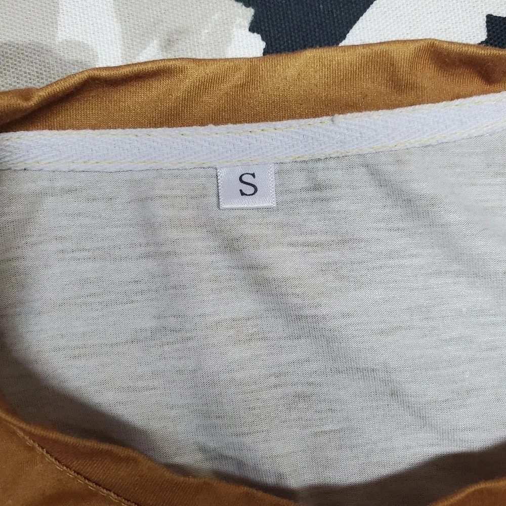 Bad Moms Club Tee sz S - Picture 4 of 4